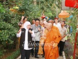Gubernur Jatim Lakukan Kunjungan Ke Maha Vihara Majapahit Jelang Perayaan Waisak