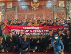 Asisten Ekbang Berangkatkan 120 Petani Ke PT Petrokimia Gresik