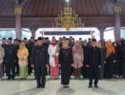 Bupati Mojokerto Melantik 98 Pejabat