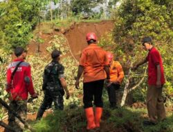 Kelaksa BPBD Terjun Langsung Di Bencana Longsor Ngliman