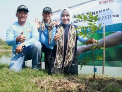 Pemkab Mojokerto Gelar Bersih Sampah Plastik di Sungai Gangsir