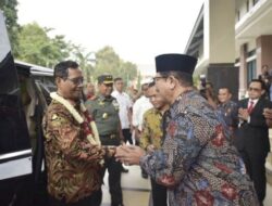 Plt Bupati Bangkalan Dampingi Menkopolhukam RI Saat Hadiri Orasi Ilmiah Dalam Rangka Dies Natalis ke 22 UTM