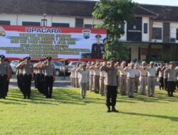 Polres Jombang Gelar Upacara Kenaikan Pangkat dan Sertijab Lima Kapolsek