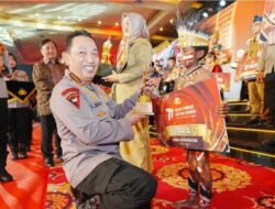 Awarding Day, Kapolri : Dongeng dan Cerpen dari Anak-Anak Jadikan Polri Lebih Baik