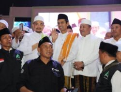 Bupati Sampang Hadiri Tabligh Akbar Bersama Ustadz Abdul Somad di Ponpes Darul Huffadz Banyuates