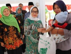 Bupati Jombang Pantau Pendistribusian Bantuan Pangan Program Pengentasan Stunting