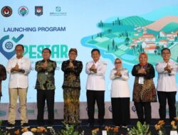Bupati Jombang Dampingi Menteri Desa Launching Pesiar BPJS Kesehatan Di Ploso Jombang