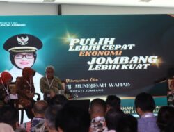 Bupati Jombang Narasumber Talkshow Festival LIKE Road To COP-28 Tahun 2023 Di Jakarta