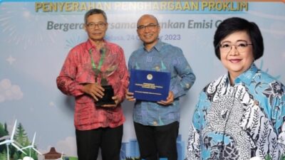 Trophy Penghargaan ProKlim Utama Untuk Jombang