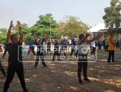 Agenda Jumat Sehat Disdikbud Jombang Dan WilKerdik Kecamatan Jombang Adakan Senam Bersama