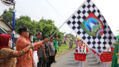 Pj Bupati Jombang Berangkatkan Pawai Budaya Dusun kleco