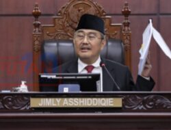 MKMK Berhentikan Anwar Usman dari Jabatan Ketua MK