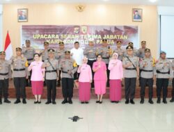 Kapolda Papua Pimpin Serah Terima Jabatan Dan Pisah Sambut Karo SDM Polda Papua