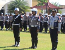 Pj Bupati Jombang Pimpin Apel Gelar Pasukan Operasi Lilin 2023