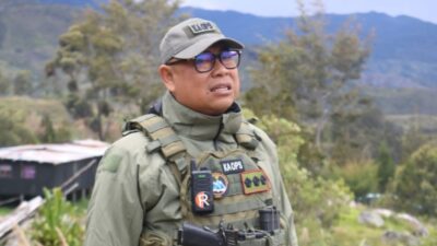 TNI-Polri Baku Tembak Tewaskan 3 Anggota KKB Penyerang Pos Brimob di Papua