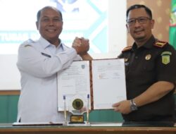 Pemkab Dan Kejari Jombang Tanda Tangan MoU Bidang Hukum