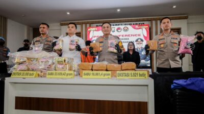 Polrestabes Surabaya Ungkap Kasus 40 Kilogram Sabu dan 26 Ribu Pil Ekstasi