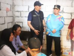 Pj Bupati Jombang Kunjungi Keluarga Korban Yang Hanyut di Sungai Kesamben