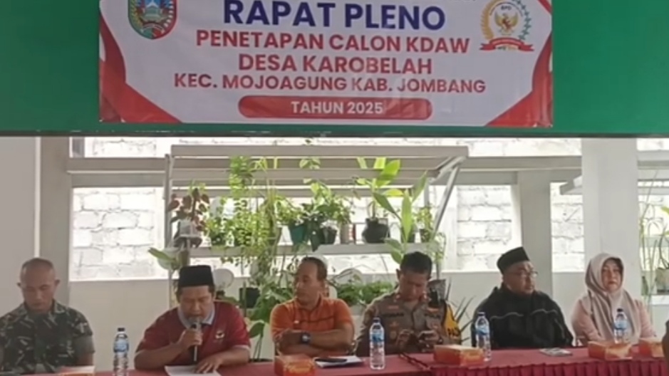 Rapat pleno penetapan calon Kepala Desa Antar Waktu (KDAW) Desa Karobelah Kecamatan Mojoagung Kabupaten Jombang