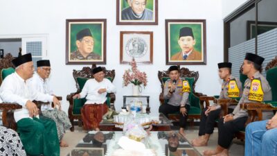 Kapolres Jombang Sowan Kiai Pondok Pesantren Tebuireng