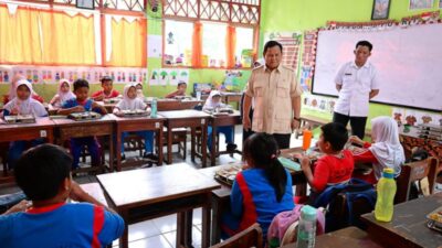 Presiden Prabowo Subianto Tinjau Pelaksanaan Makan Bergizi Gratis di Jakarta