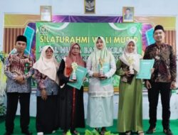 Silaturahmi dan Pembagian Rapor MI Al-Nurul Huda Berlangsung Khidmat