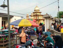 Desa Pakis Wetan Meriahkan 1 Muharram 1447 H dan Haul Mbah Ambarsari dengan Pawai Tumpeng