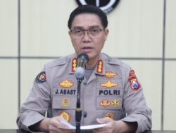 Puluhan Personel Polri Terluka Saat Amankan Aksi Anarkis di Jawa Timur 18 Diantaranya Jalani Rawat Inap