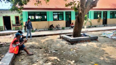 Kontraktor Akui Kendala Material di Proyek SDN Kwatu Mojokerto