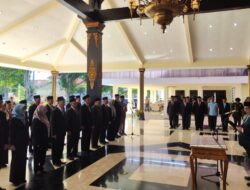 Bupati Warsubi Lantik 25 Pejabat Manajerial Pemkab Jombang, Berikut Daftarnya