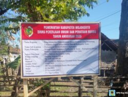Drainase Lingkungan Desa Balongsari Dibangun, Pelaksana Tegaskan Transparansi dan Mutu