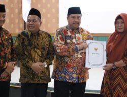 Pemkab Jombang Serahkan SK Purnatugas kepada 111 ASN