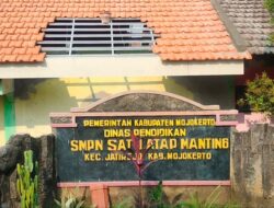 Warga Sambut Gembira Rehabilitasi SMPN Satap Manting di Jatirejo
