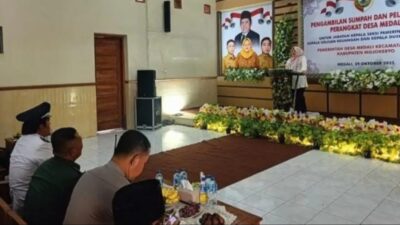 Desa Medali Siap Bertransformasi Digital, Kades Lantik 3 Aparatur Baru