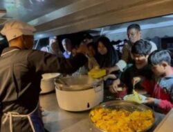 Dapur Lapangan Brimob Suplai Bantuan Makanan untuk Korban Banjir di Aceh Tamiang