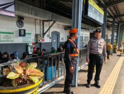 Puncak Arus Balik Lebaran Polres Malang Tingkatkan Pengamanan di Stasiun dan Terminal