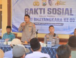 Hari Bhayangkara ke -80, Polres Probolinggo Salurkan Bantuan Alat Pertanian dan Droping 10 Ribu Liter Air Bersih di Banyuanyar